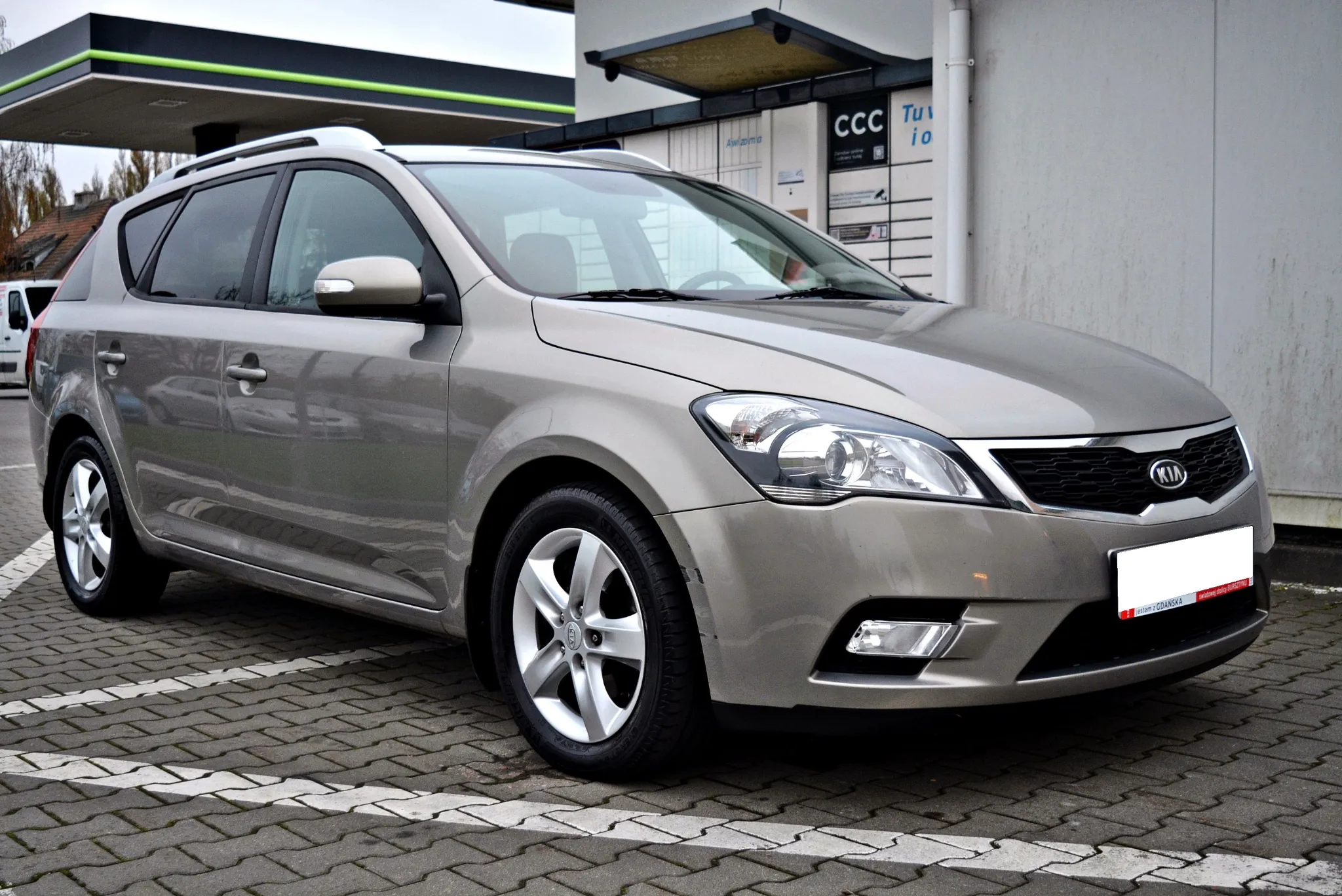 Kia Ceed 1.6 CRDi 128 ISG SW Dream Team Edition - 2