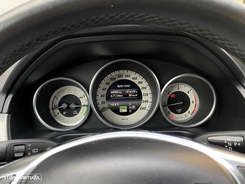 Mercedes-Benz E 300 Bluetec Hybrid Avantgarde - 21