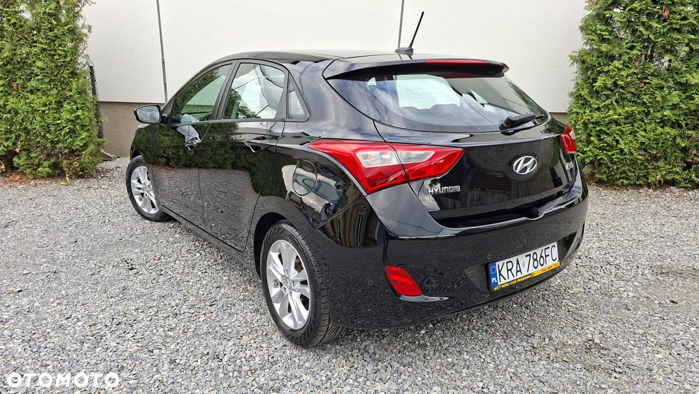 Hyundai i30 1.4 Premium - 25