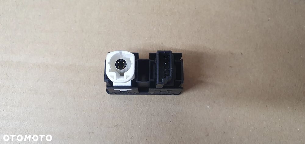 Gniazdo port AUX USB BMW I F20 9229246 - 4