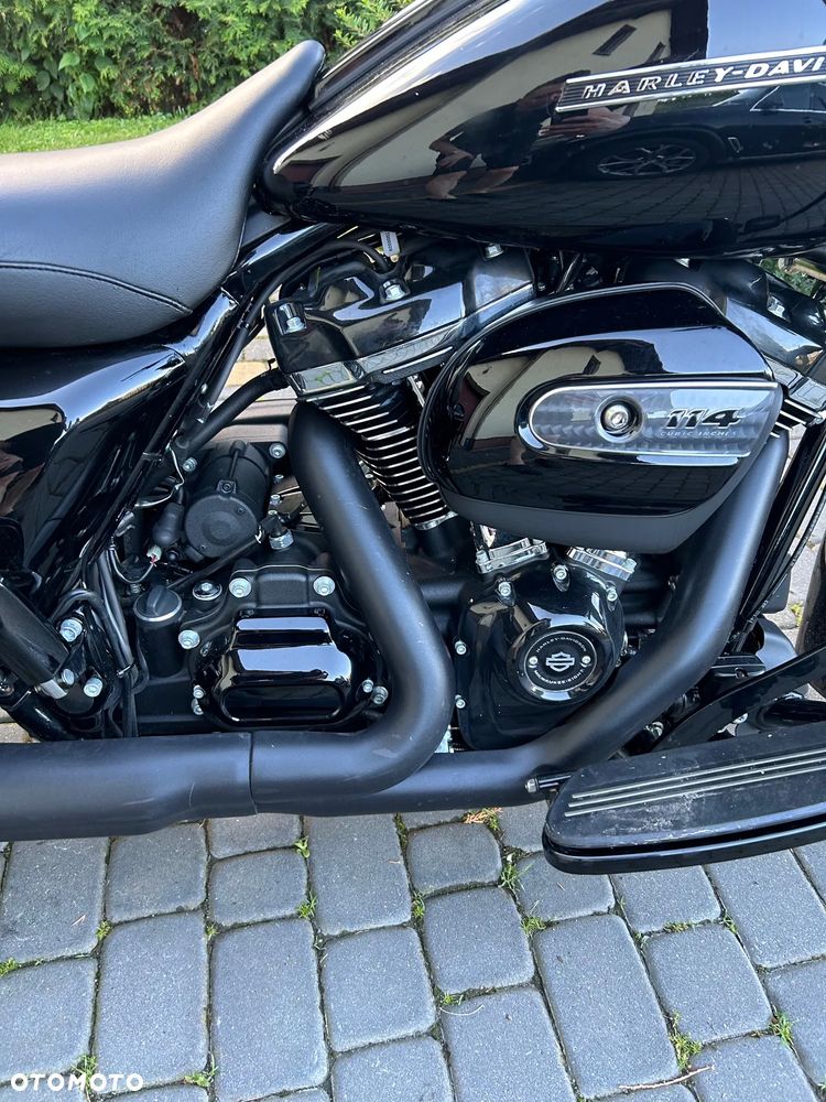 Harley-Davidson Touring Road Glide - 9