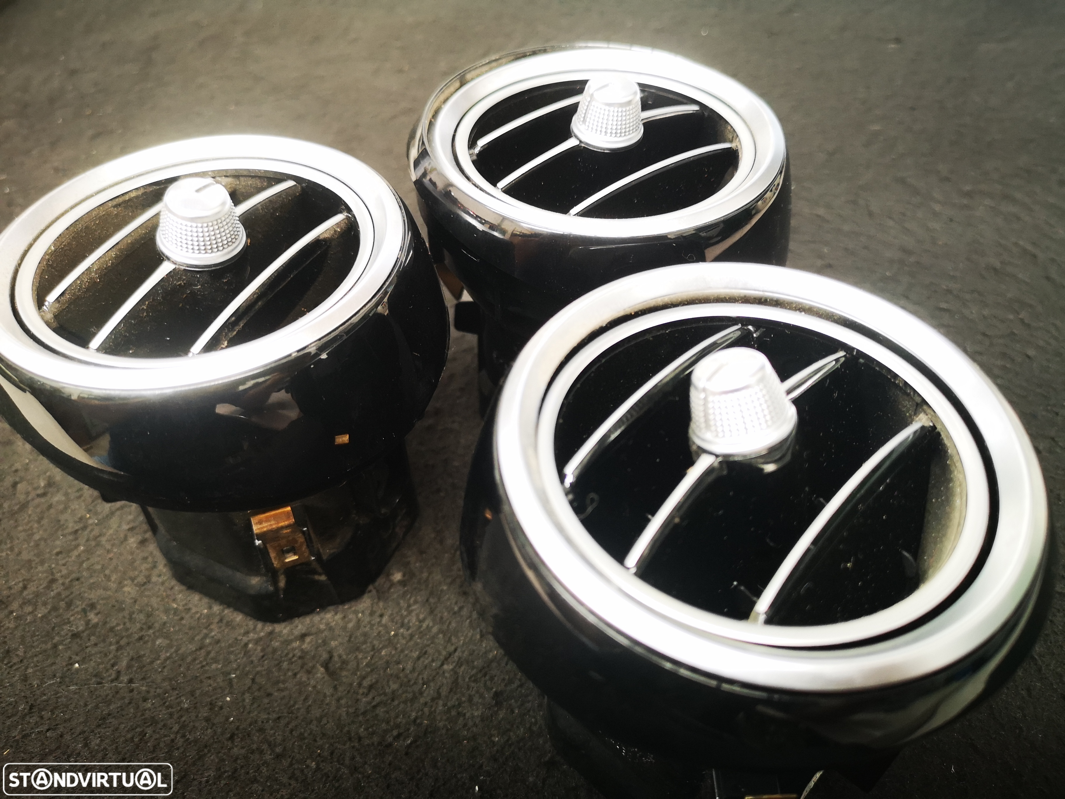 Grelha de sofagem central Originais Mercedes class c w205 2014+ - 3
