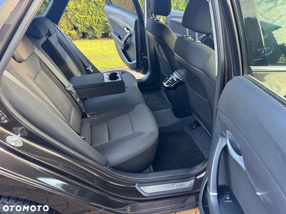 Hyundai i40 Kombi blue 1.6 Space - 27