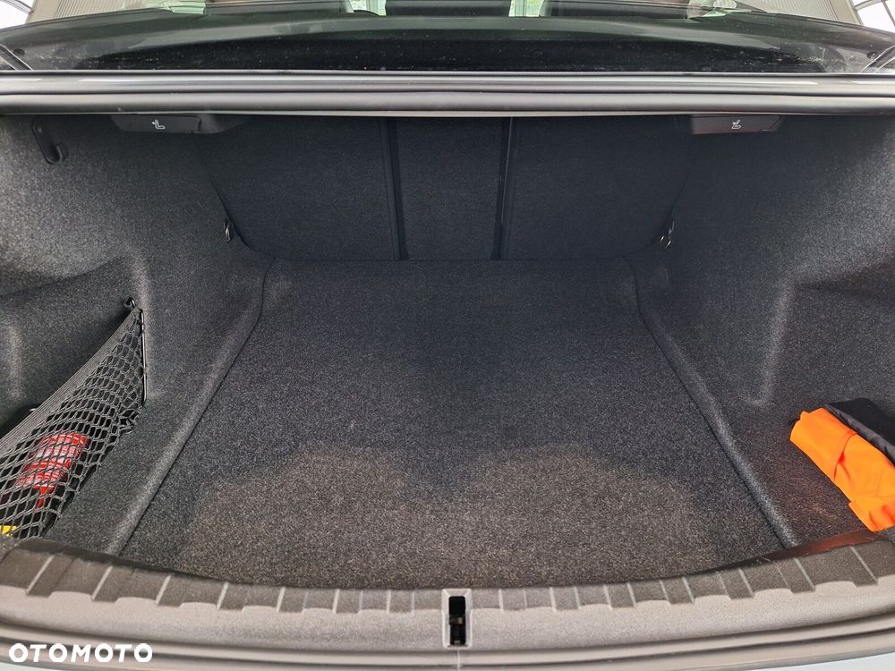 BMW Seria 3 320d xDrive M Sport sport - 19