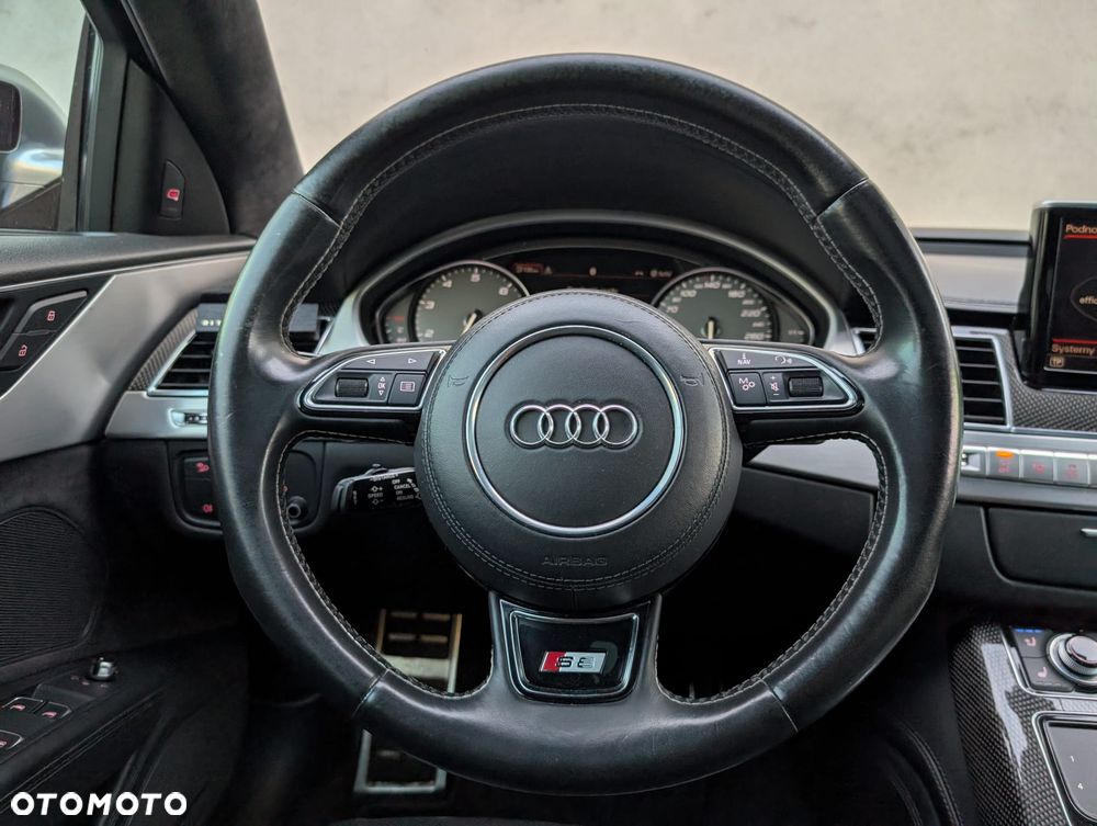 Audi S8 4.0 TFSI Quattro - 13