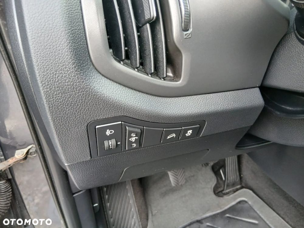 Kia Sportage 1.6 GDI Business Line M 2WD - 19