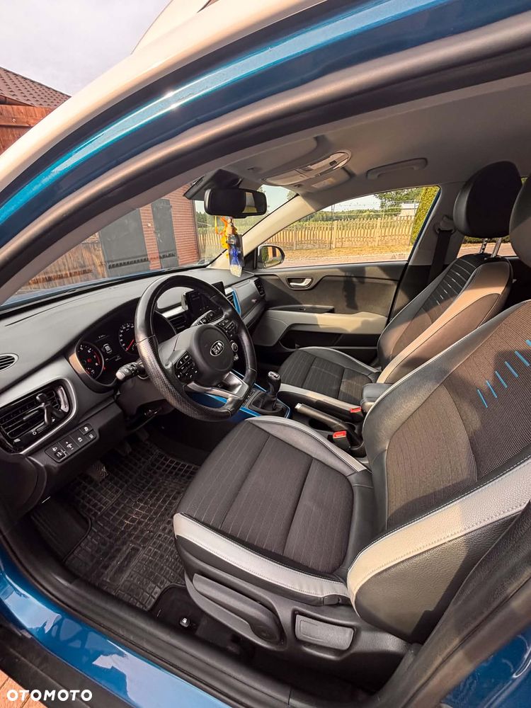 Kia Stonic 1.0 T-GDI L - 8