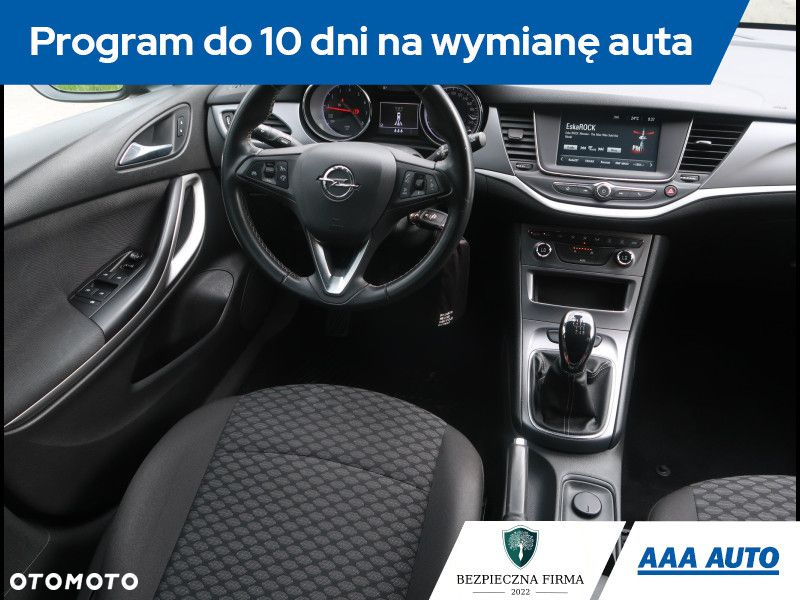 Opel Astra - 8
