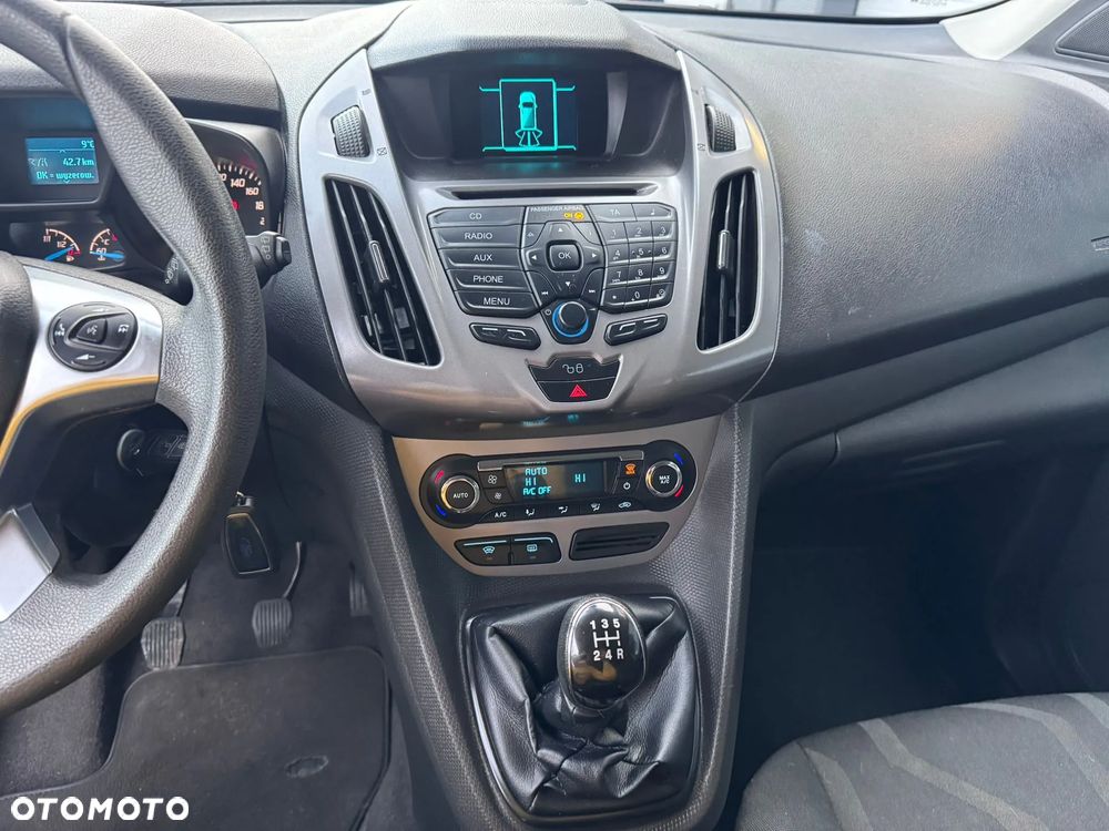 Ford Tourneo Connect Grand - 8