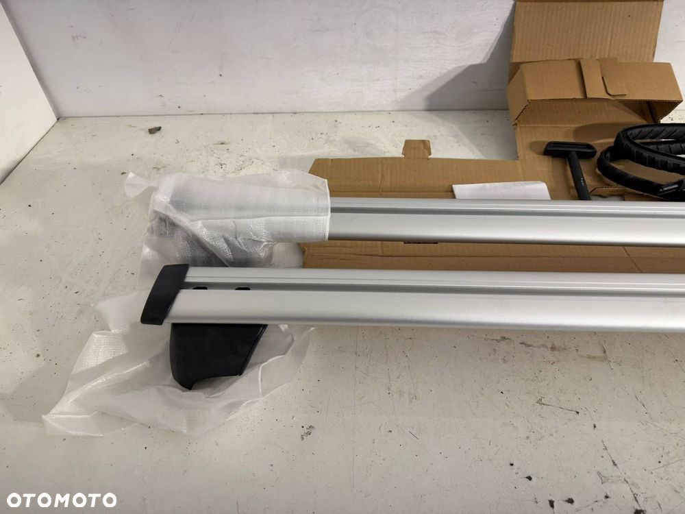 reling dachowy komplet klucz audi q5 80a eu - 2