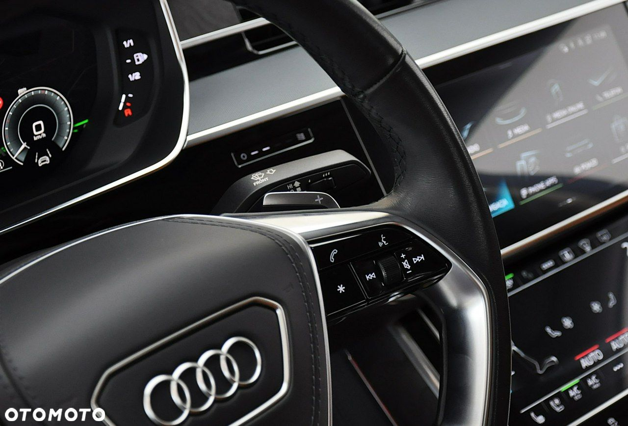 Audi A8 - 17