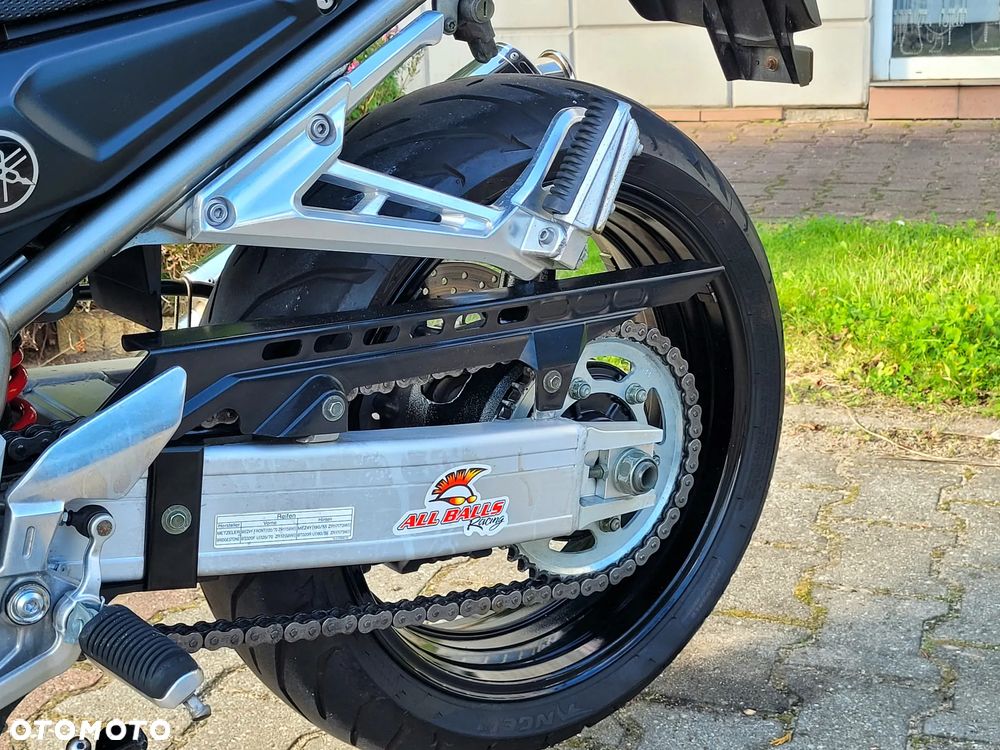 Yamaha FZS - 14