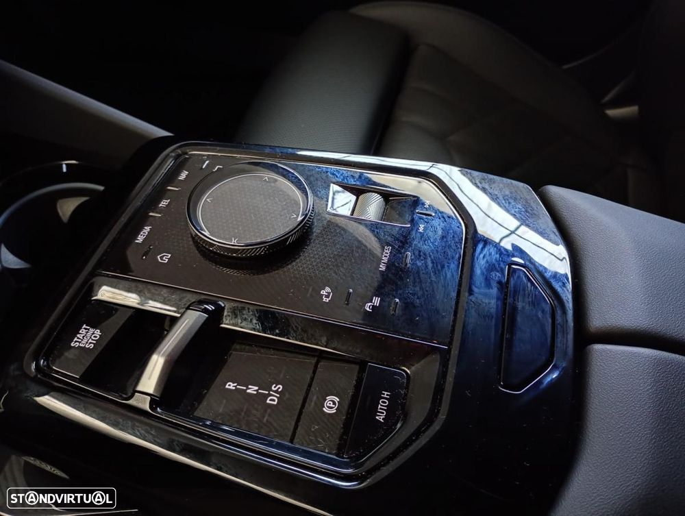 BMW 530 e Pack Desportivo M - 27