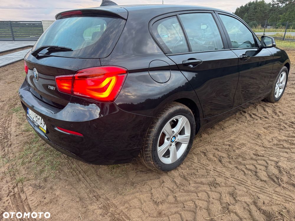 BMW Seria 1 - 11