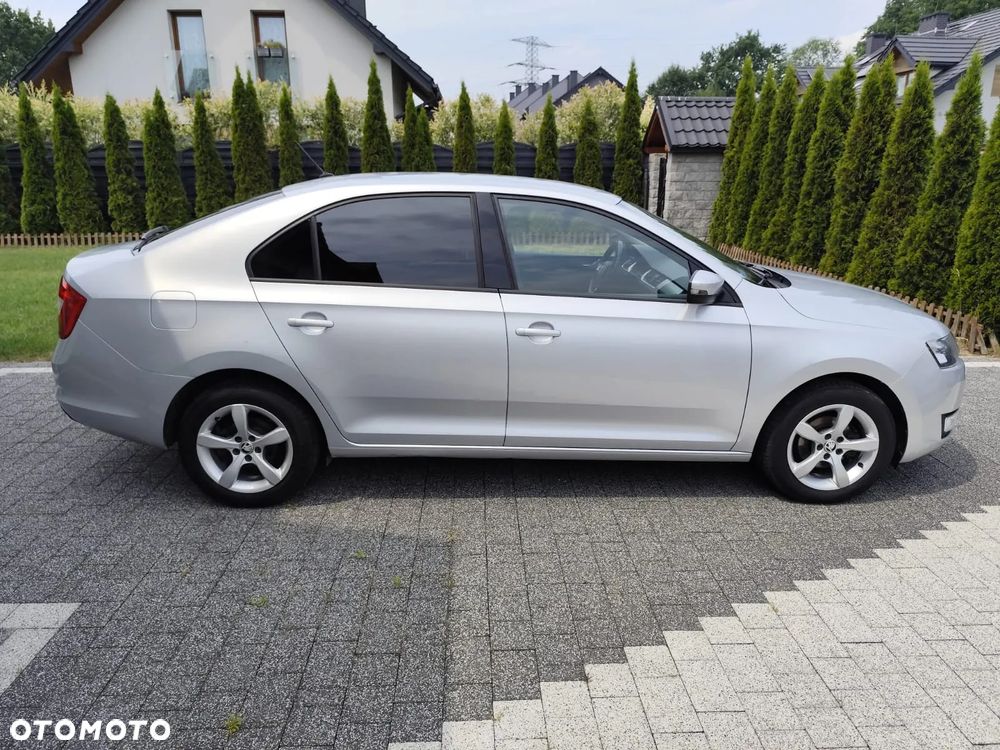 Skoda RAPID 1.2 TSI Ambition - 11