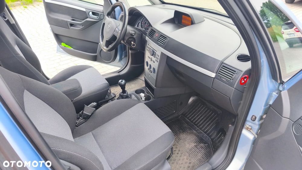 Opel Meriva 1.4 Cosmo - 25