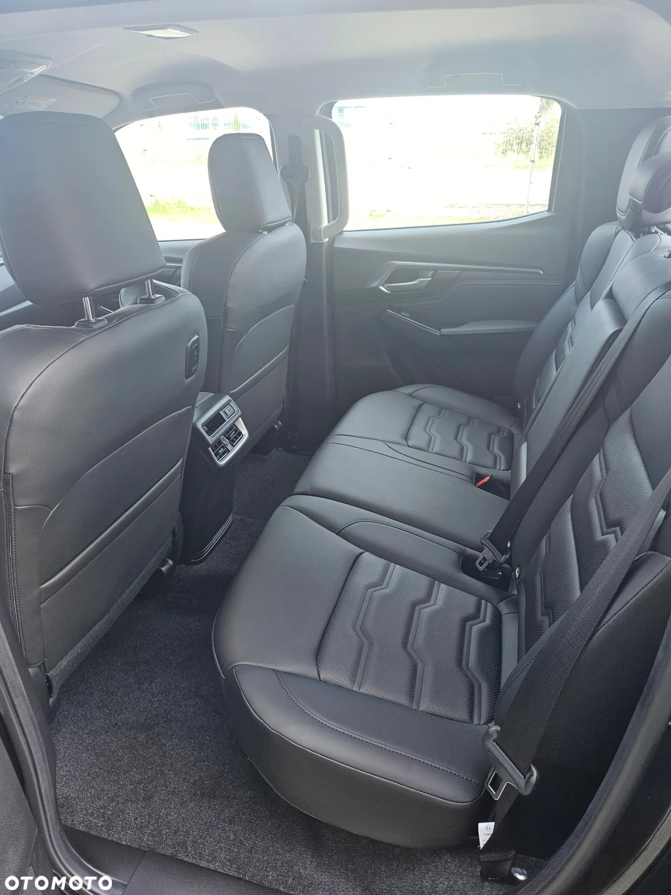 Isuzu D-Max 1.9 DC LSX - 6