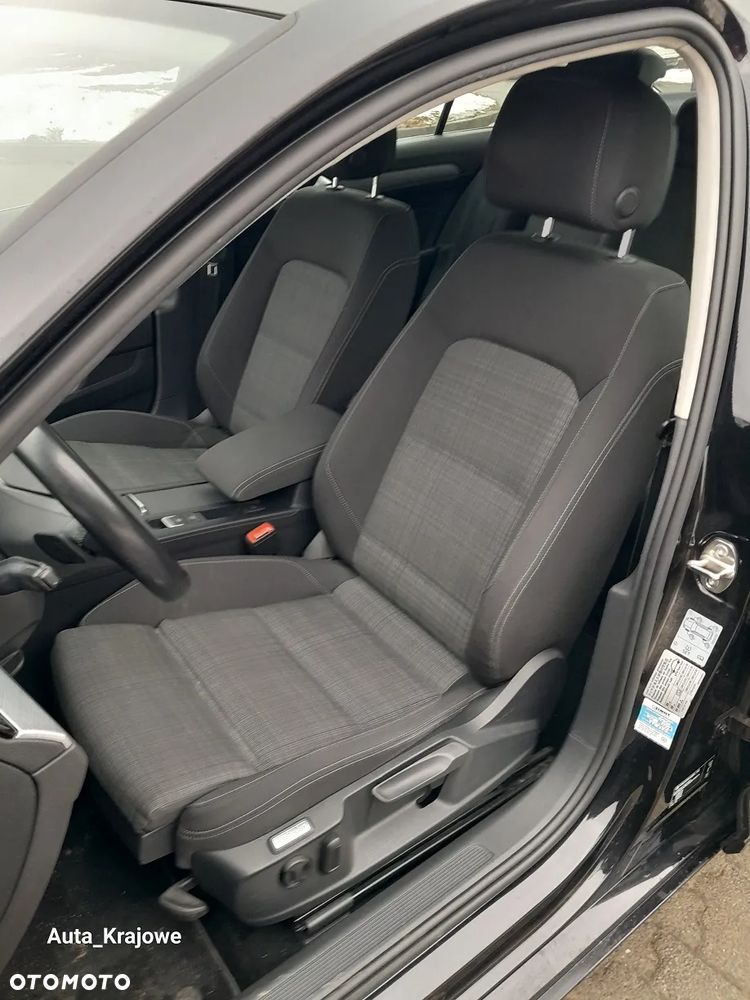 Volkswagen Passat 2.0 TDI EVO Business DSG - 27