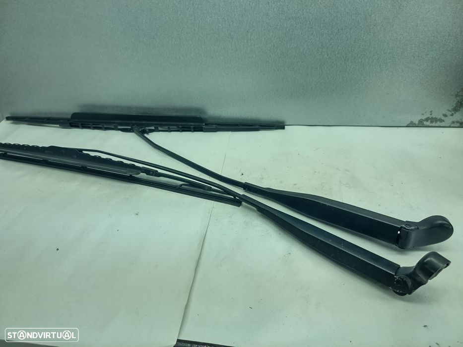 Aste braço dto Limpa Vidros Mercedes Classe A w168