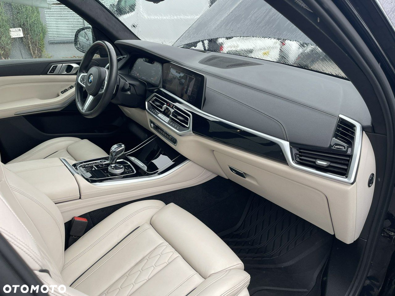 BMW X5 M M50d - 10