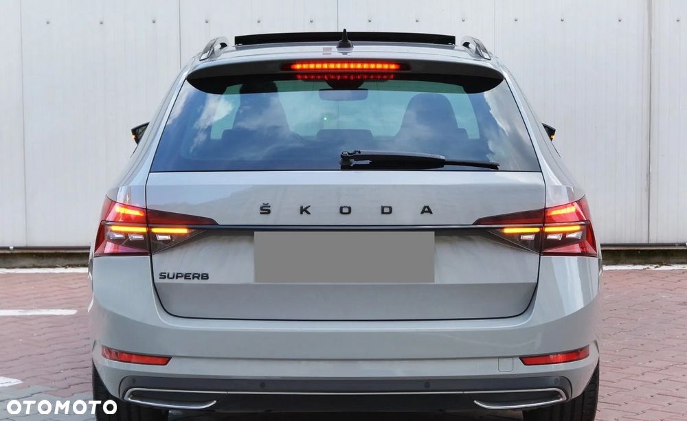 Skoda Superb 2.0 TDI SCR 4x4 Sportline DSG - 13