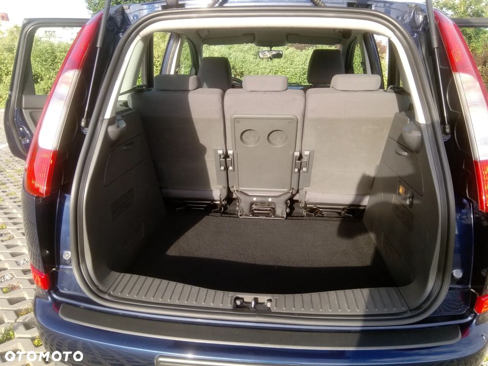 Ford Focus C-Max - 34