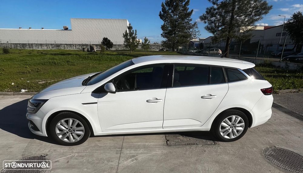 Renault Mégane Sport Tourer 1.5 Blue dCi R.S. Line - 4