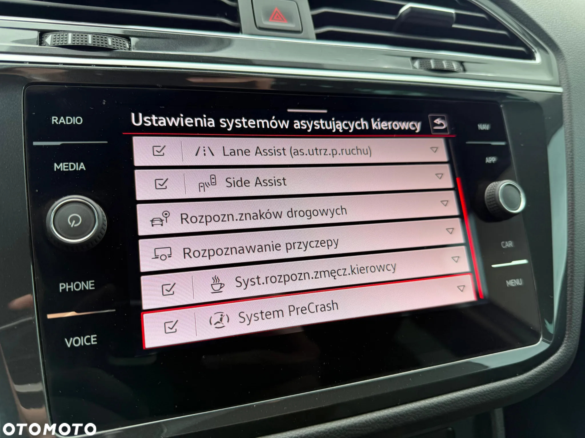 Volkswagen Tiguan 2.0 TSI 4Mot Elegance DSG - 36