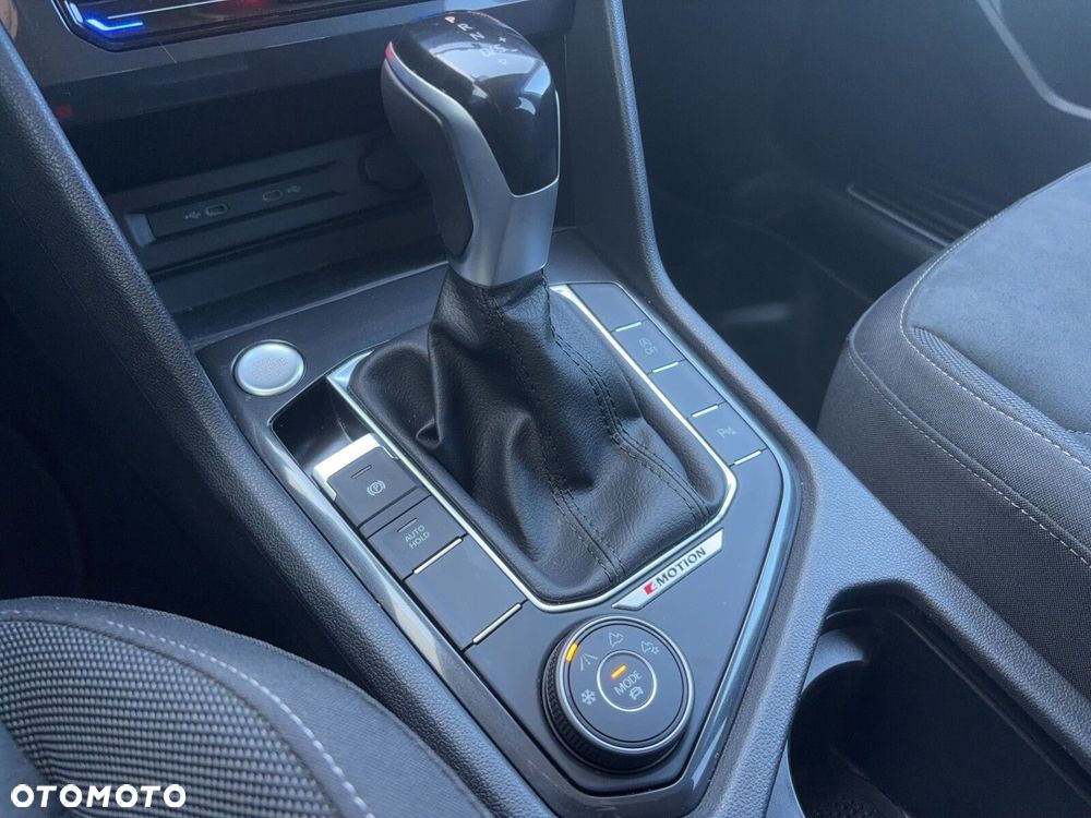 Volkswagen Tiguan Allspace 2.0 TSI 4Mot Elegance DSG - 30