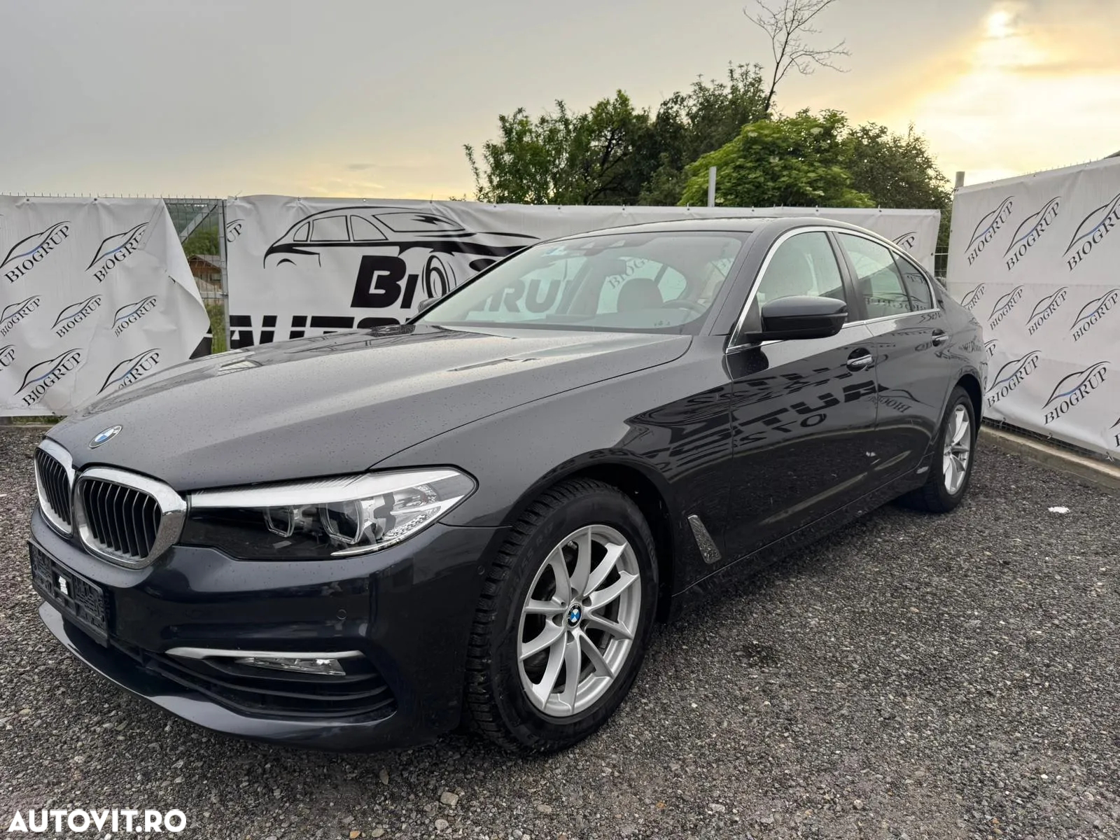 BMW Seria 5 520d xDrive Aut. - 4