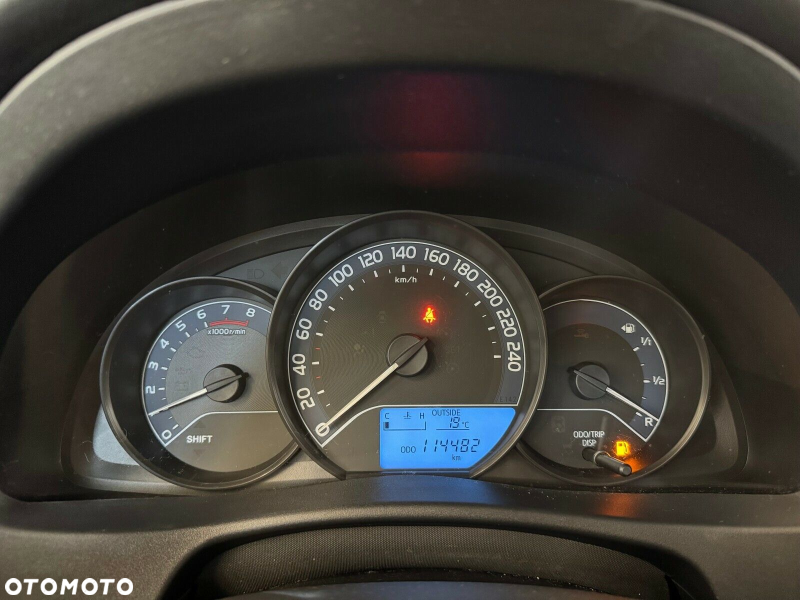Toyota Auris - 16