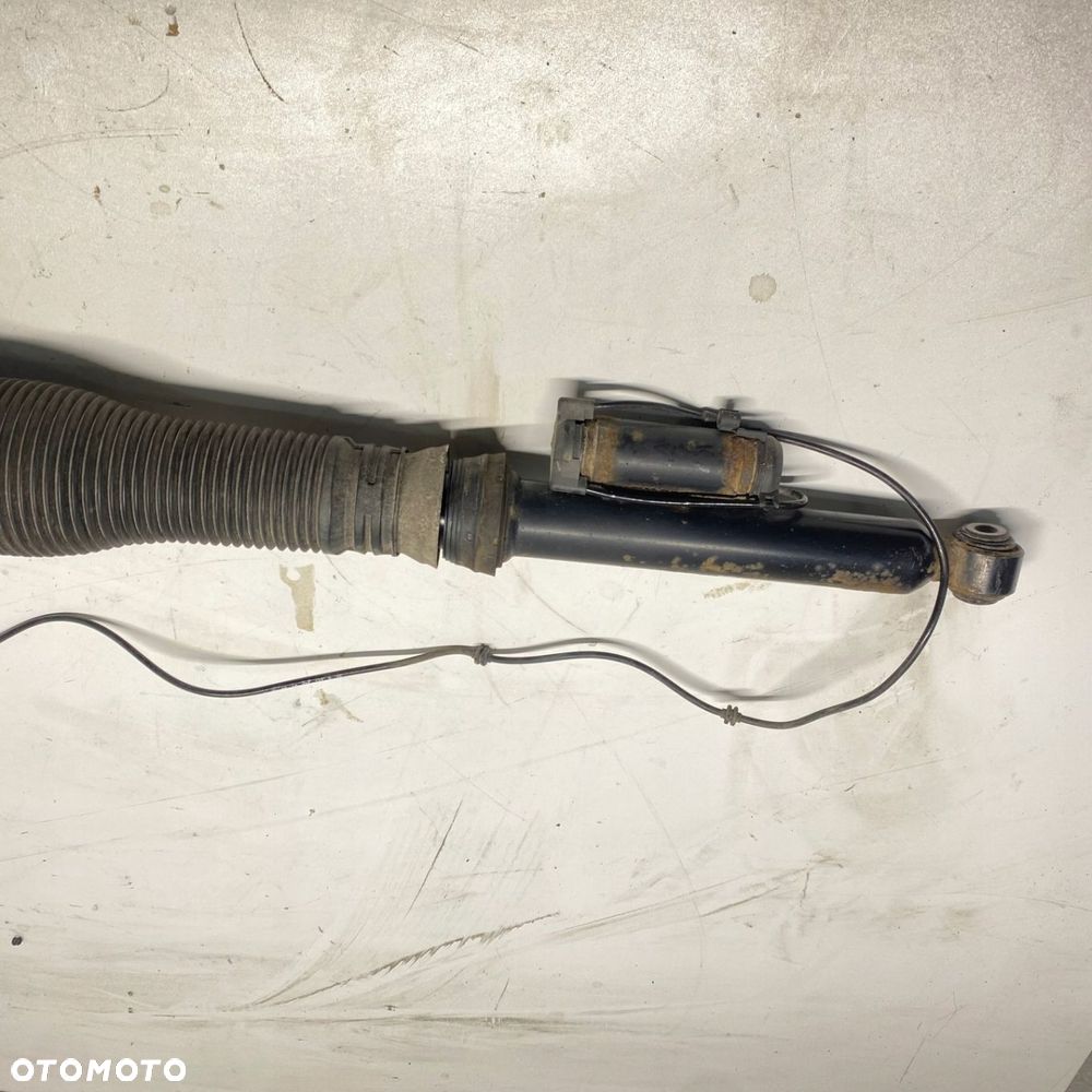 AMORTYZATOR LEWY PRZEDNI W221 S KLASS 07-12 - 6