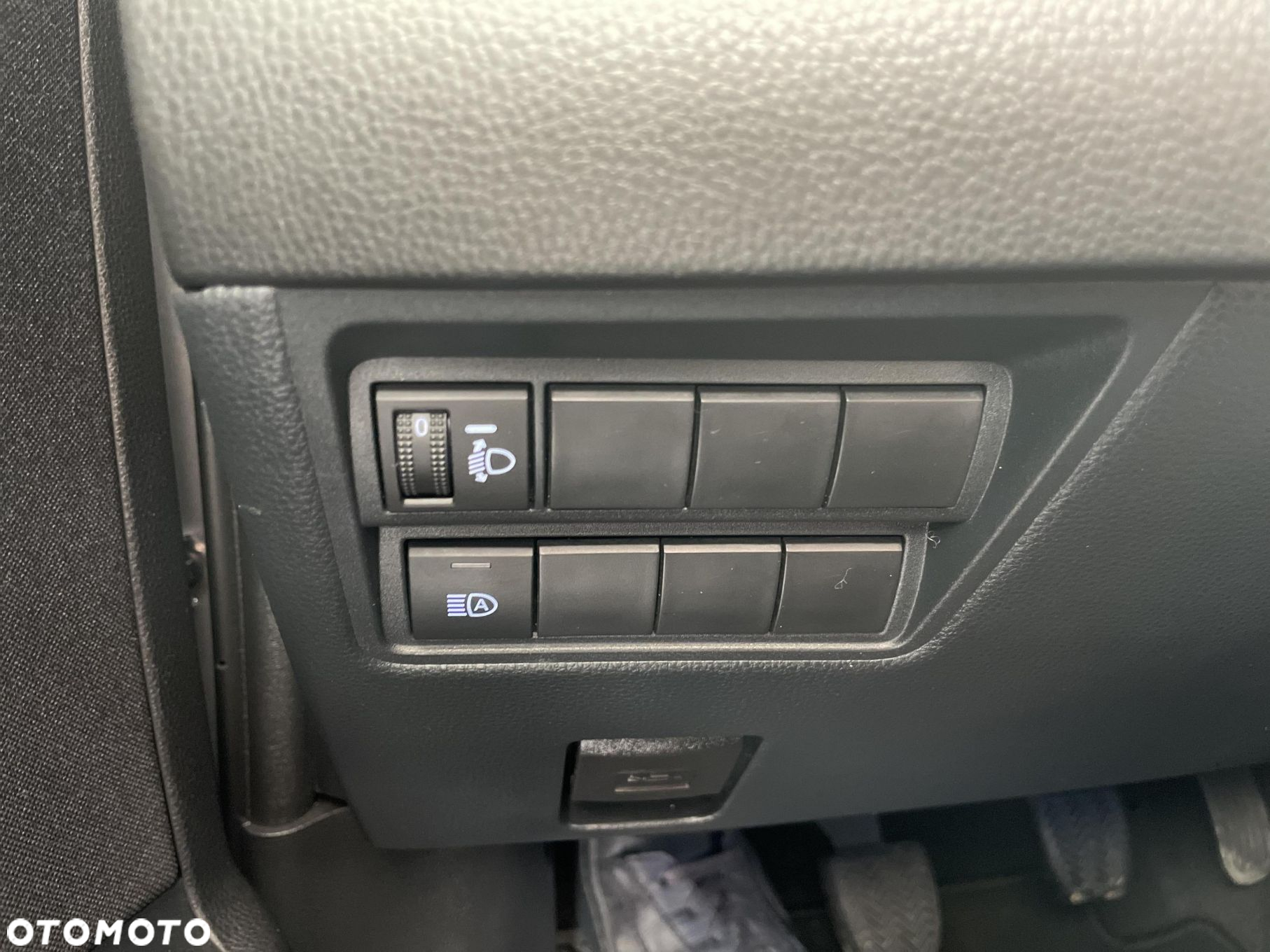 Toyota Yaris - 21