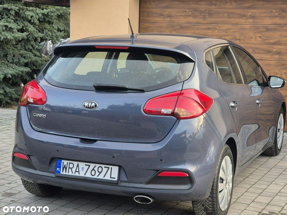 Kia Ceed - 7