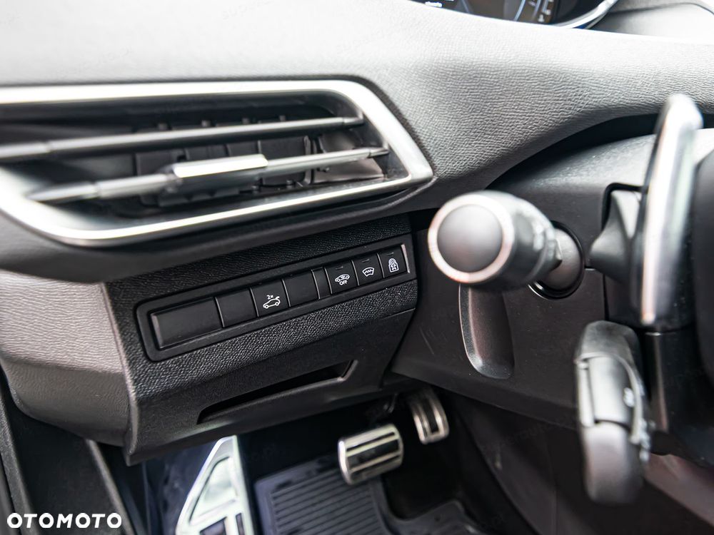 Peugeot 3008 1.6 THP Crossway S&S EAT6 - 9