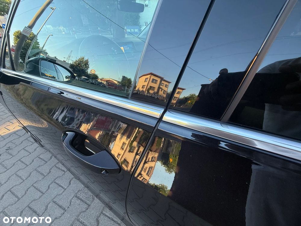 Volkswagen Golf 1.5 eTSI EVO Style DSG - 27