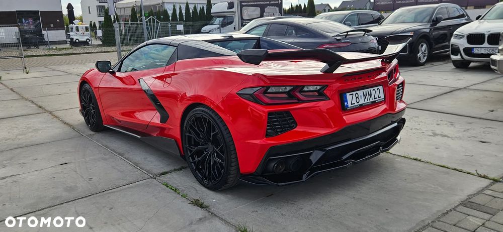 Chevrolet Corvette - 9
