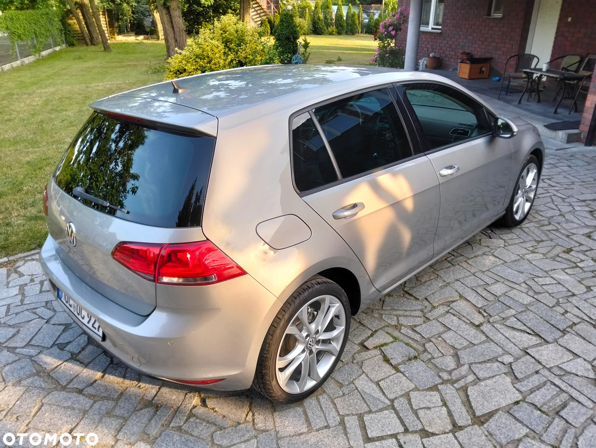 Volkswagen Golf VI 1.6 TDI Highline - 16