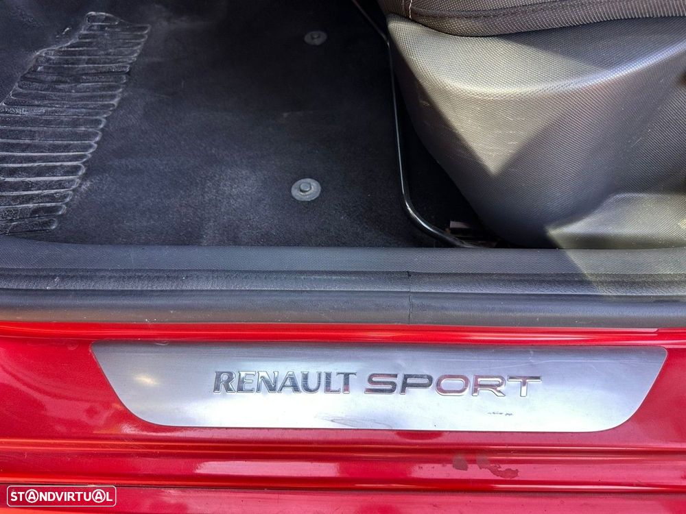 Renault Clio Sport Tourer 1.2 TCE GT EDC - 35