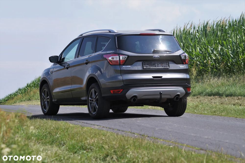 Ford Kuga - 11