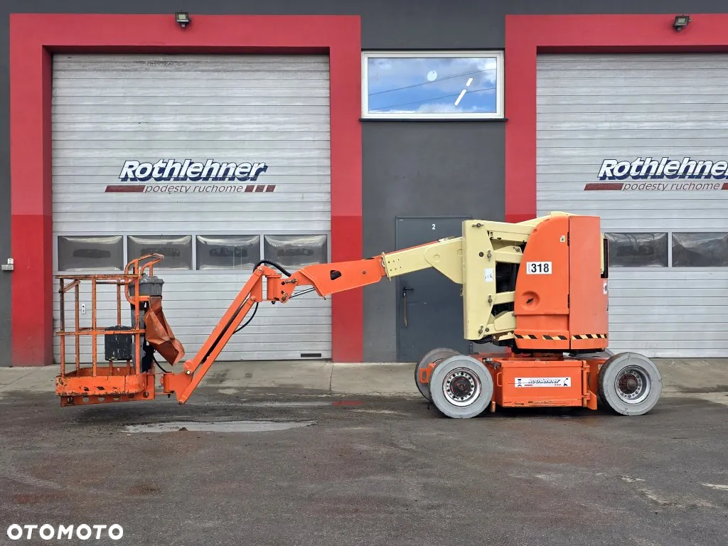 JLG 300AJP - 5