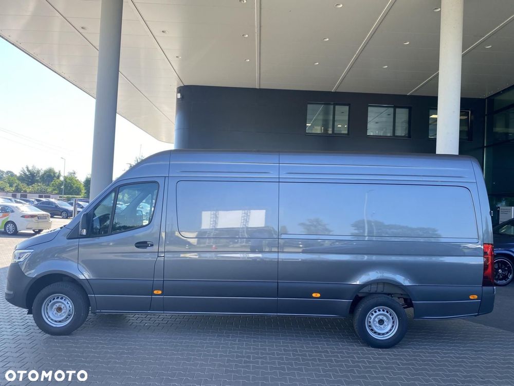 Mercedes-Benz Sprinter - 10