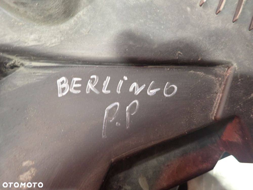 LAMPA PRAWA PRZEDNIA CITROEN BERLINGO II 1.6 9682828180 - 6