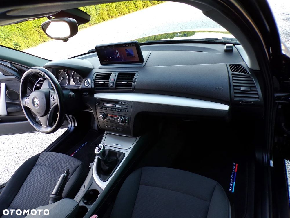 BMW Seria 1 - 17