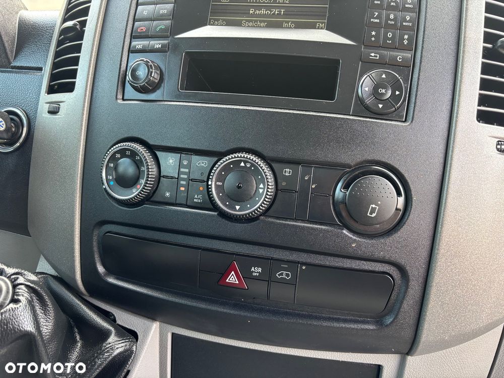 Volkswagen Crafter - 13