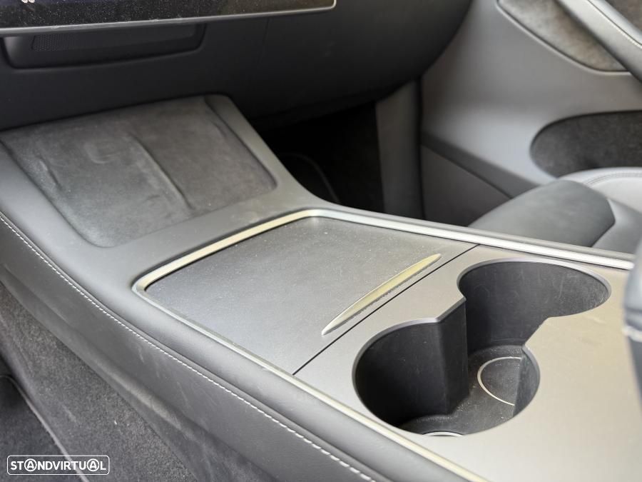 Tesla Model Y Long Range Tração Integral - 10