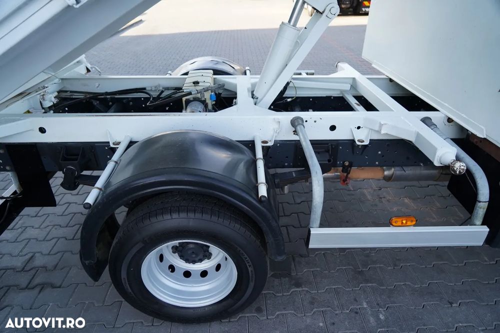 Iveco DAILY 70-180 / BASCULATOR SPATE 2.8 M / MASĂ NETĂ: 7.0 T / DUBLU / BLOCARE PUNȚI - 7