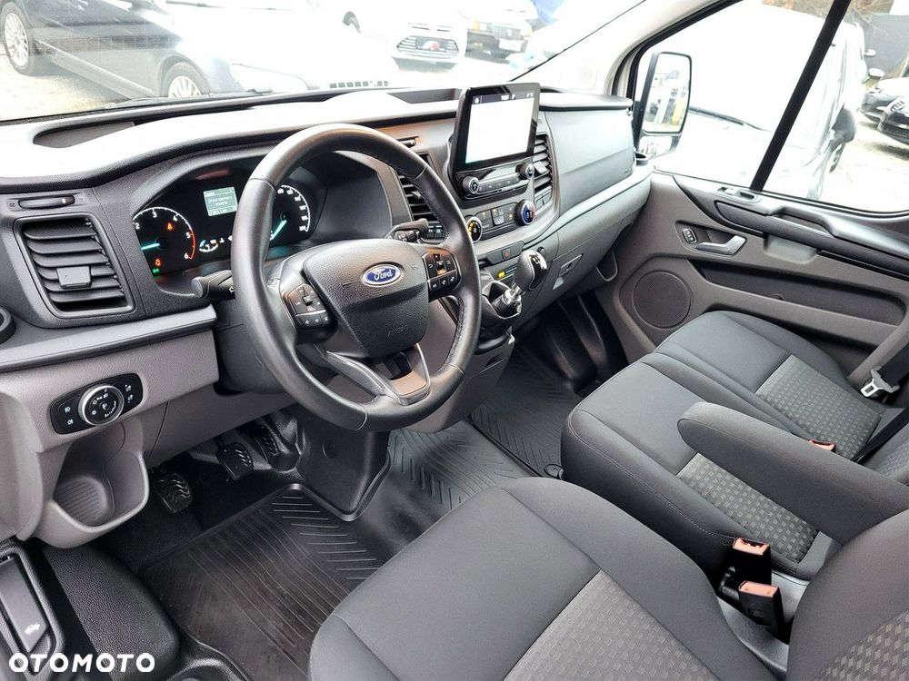 Ford Transit Custom - 16