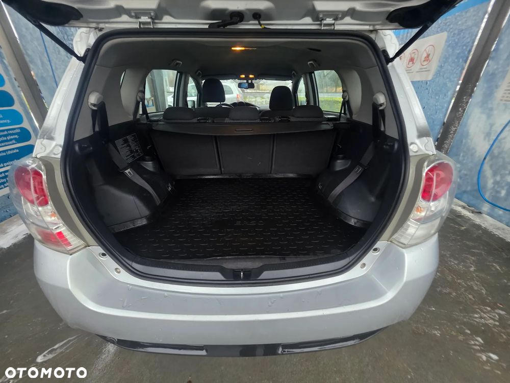 Toyota Verso 1.8 Edition - 6