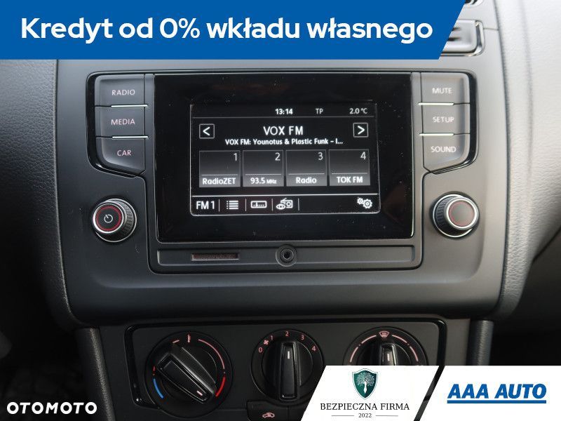 Volkswagen Polo - 13